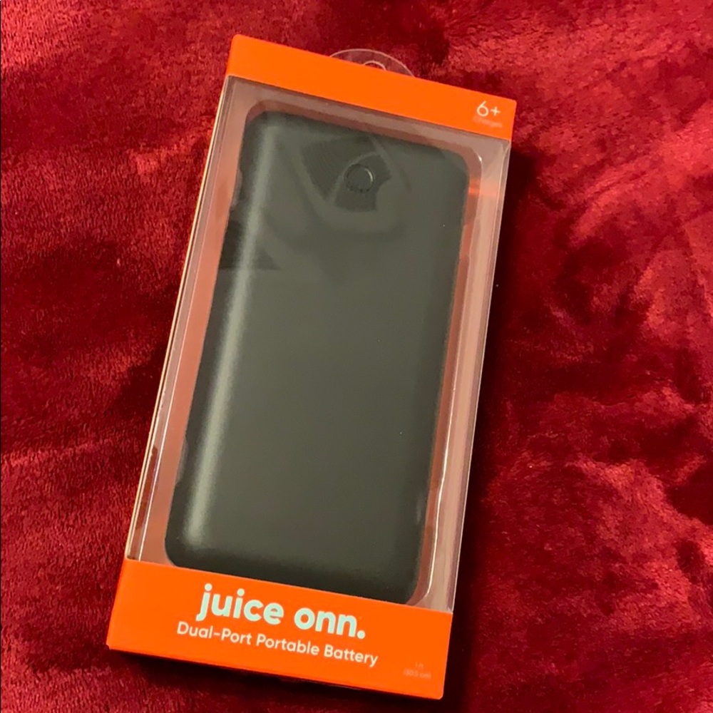 Dual-port Portable Battery